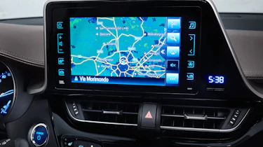Toyota C-HR - sat-nav