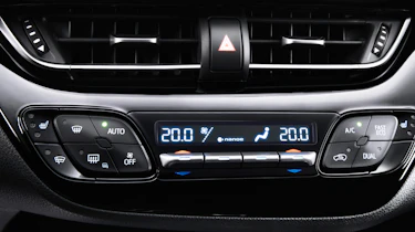 Toyota C-HR - air-con
