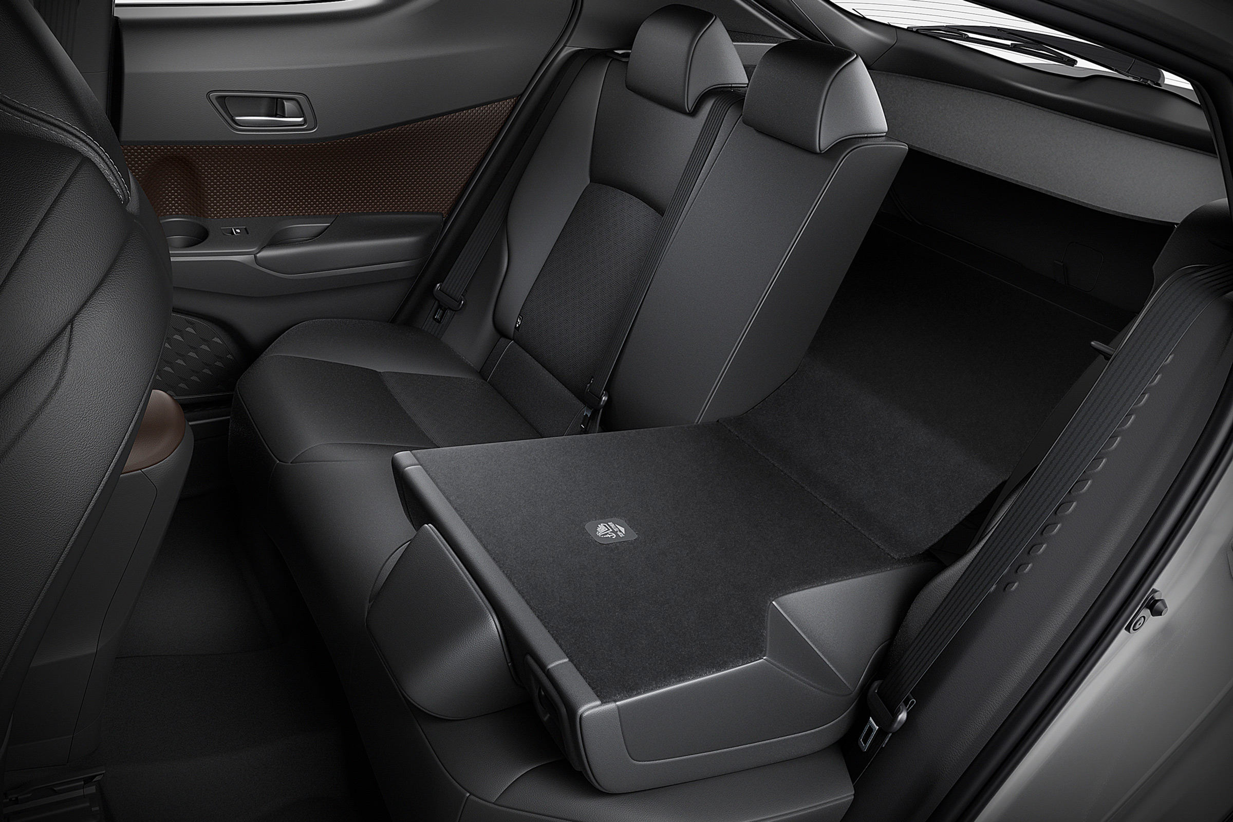Toyota C-HR - rear seats