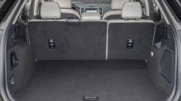 Ford Edge Vignale - boot