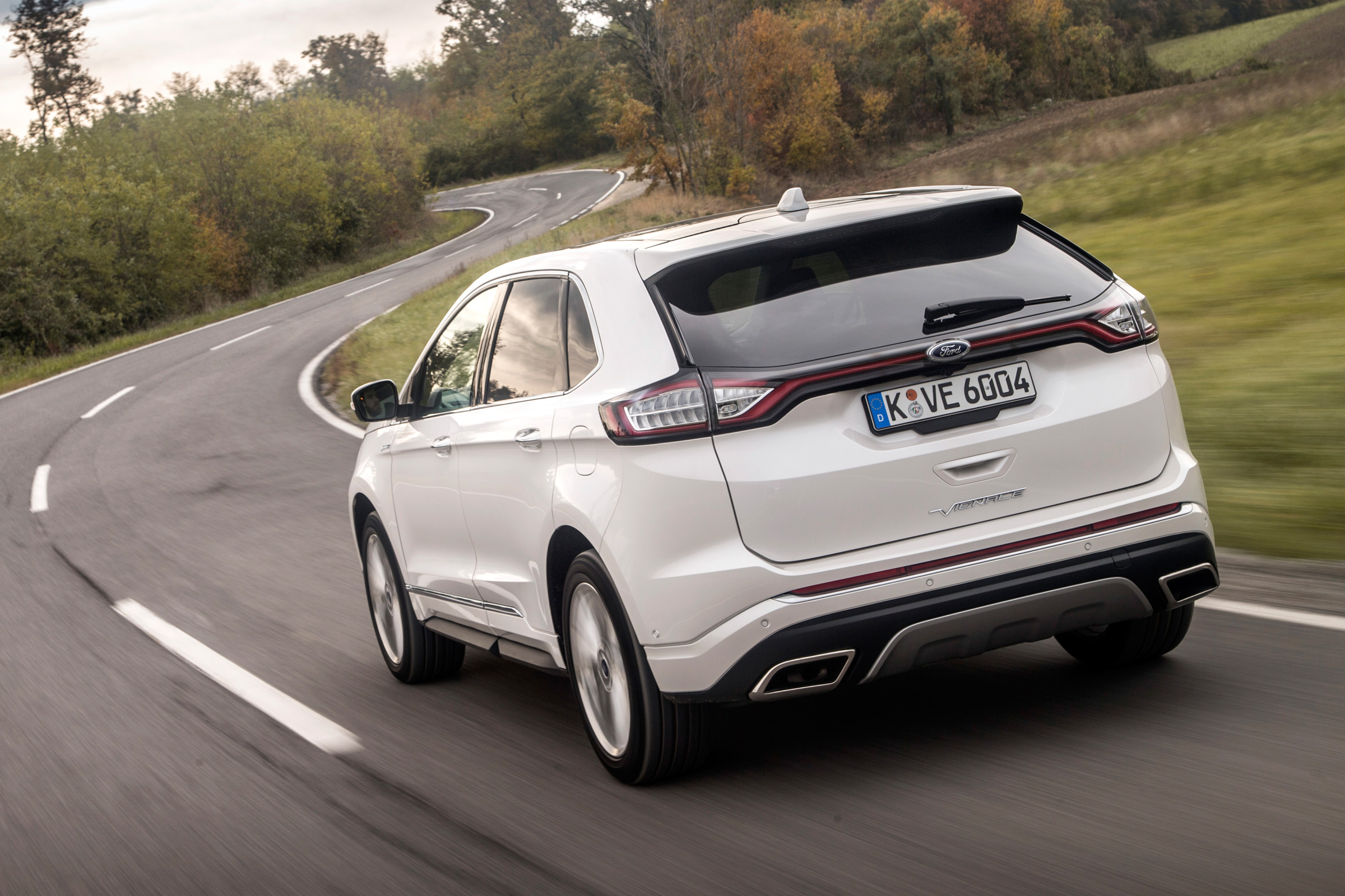 Ford Edge Vignale - rear cornering