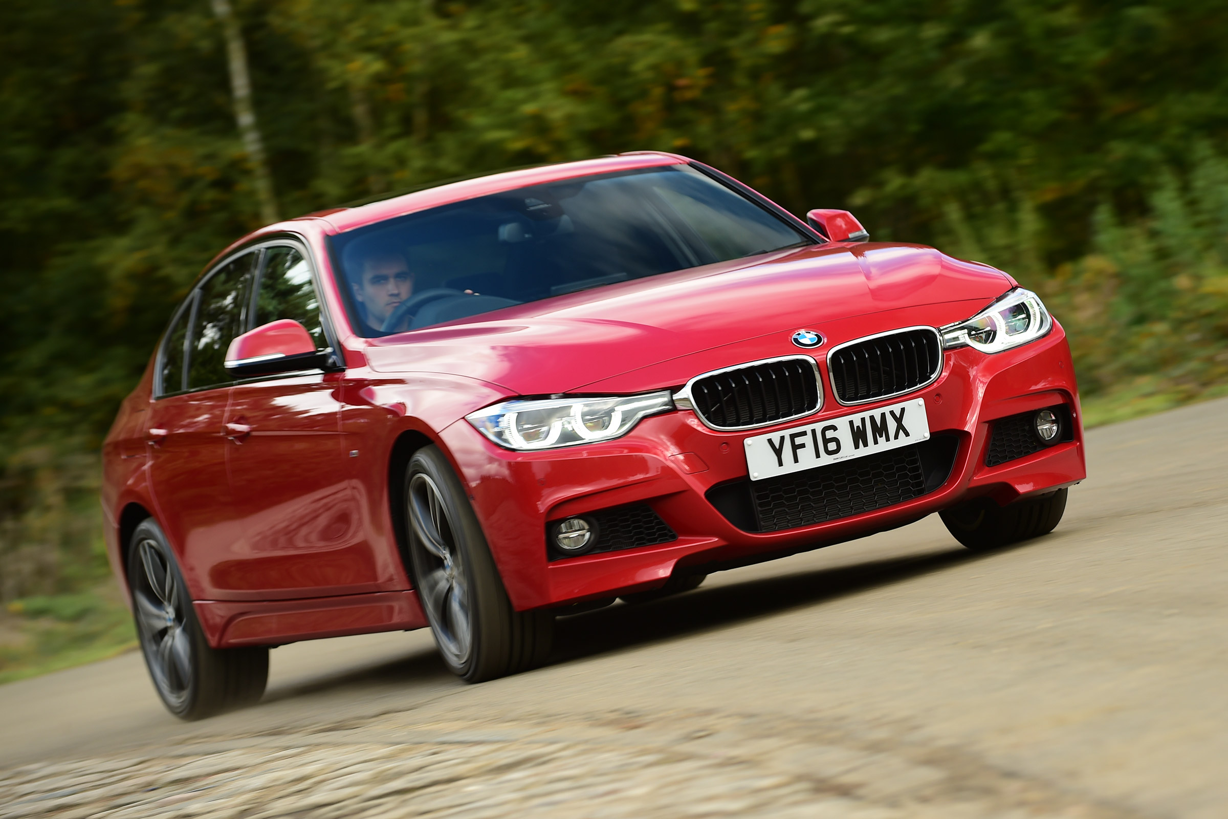 BMW 340i - front action