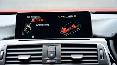 BMW 340i - infotainment screen