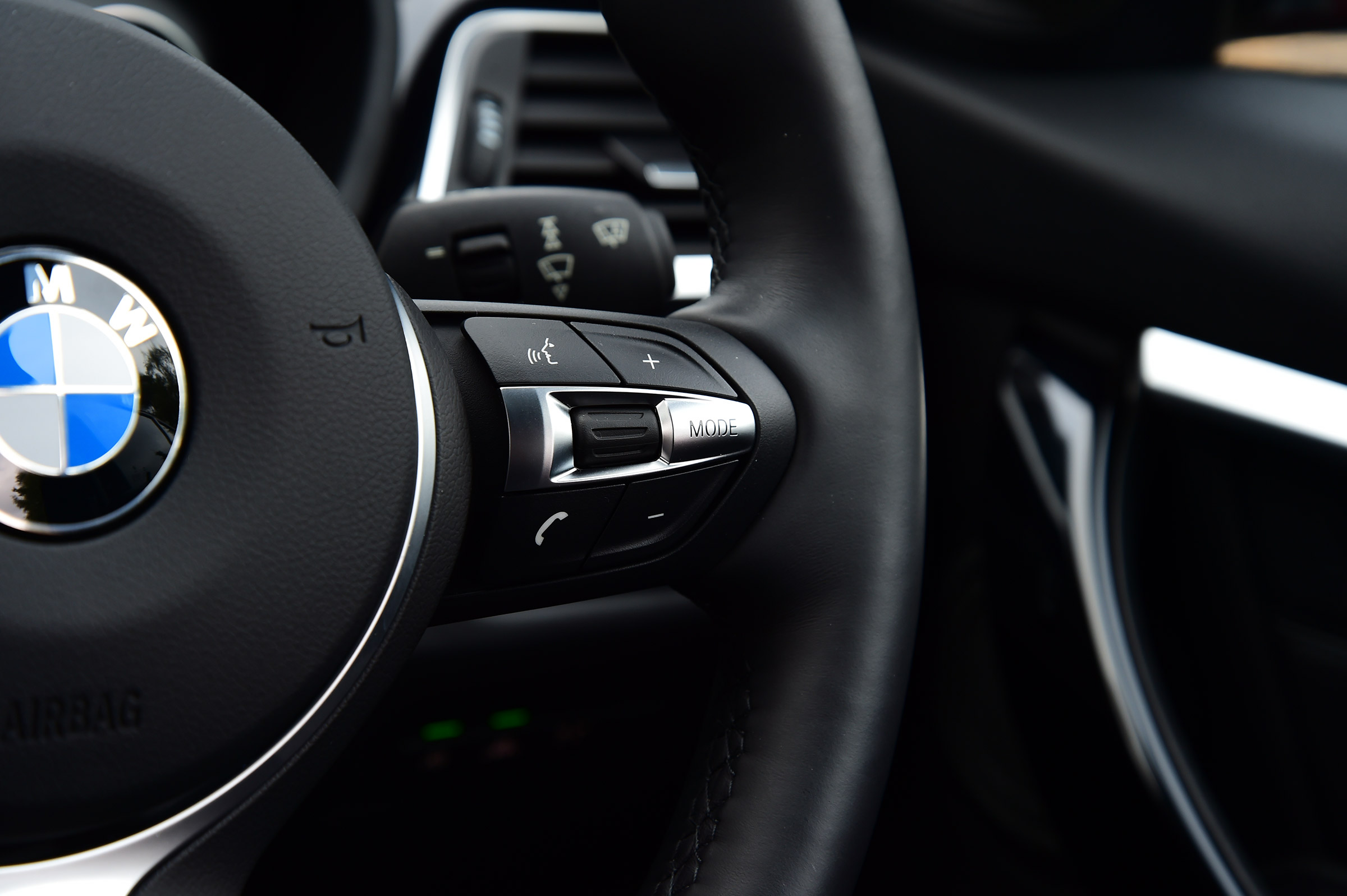 BMW 340i - steering wheel detail