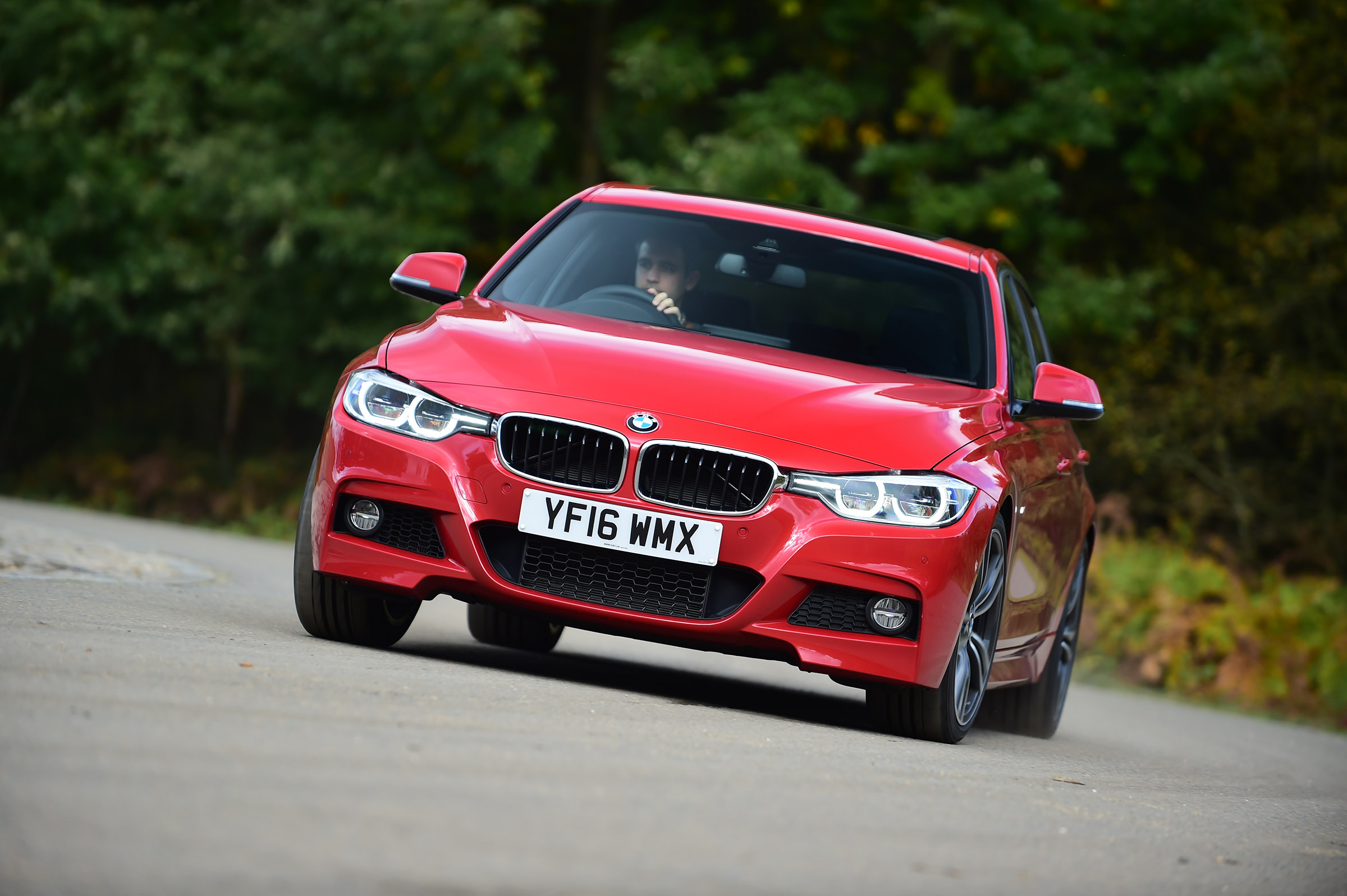 BMW 340i - front cornering
