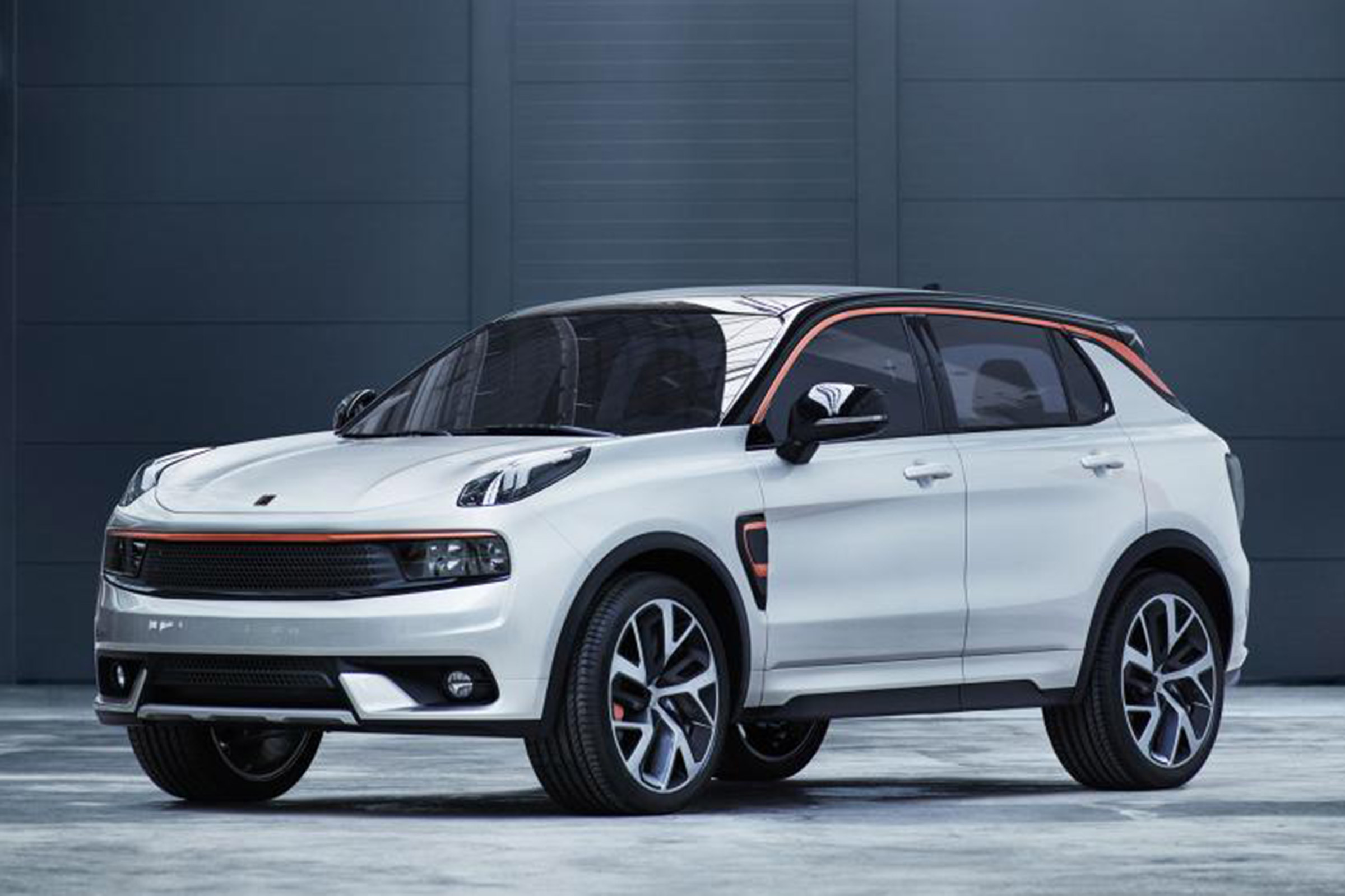 LYNK &amp; CO 01 - front static