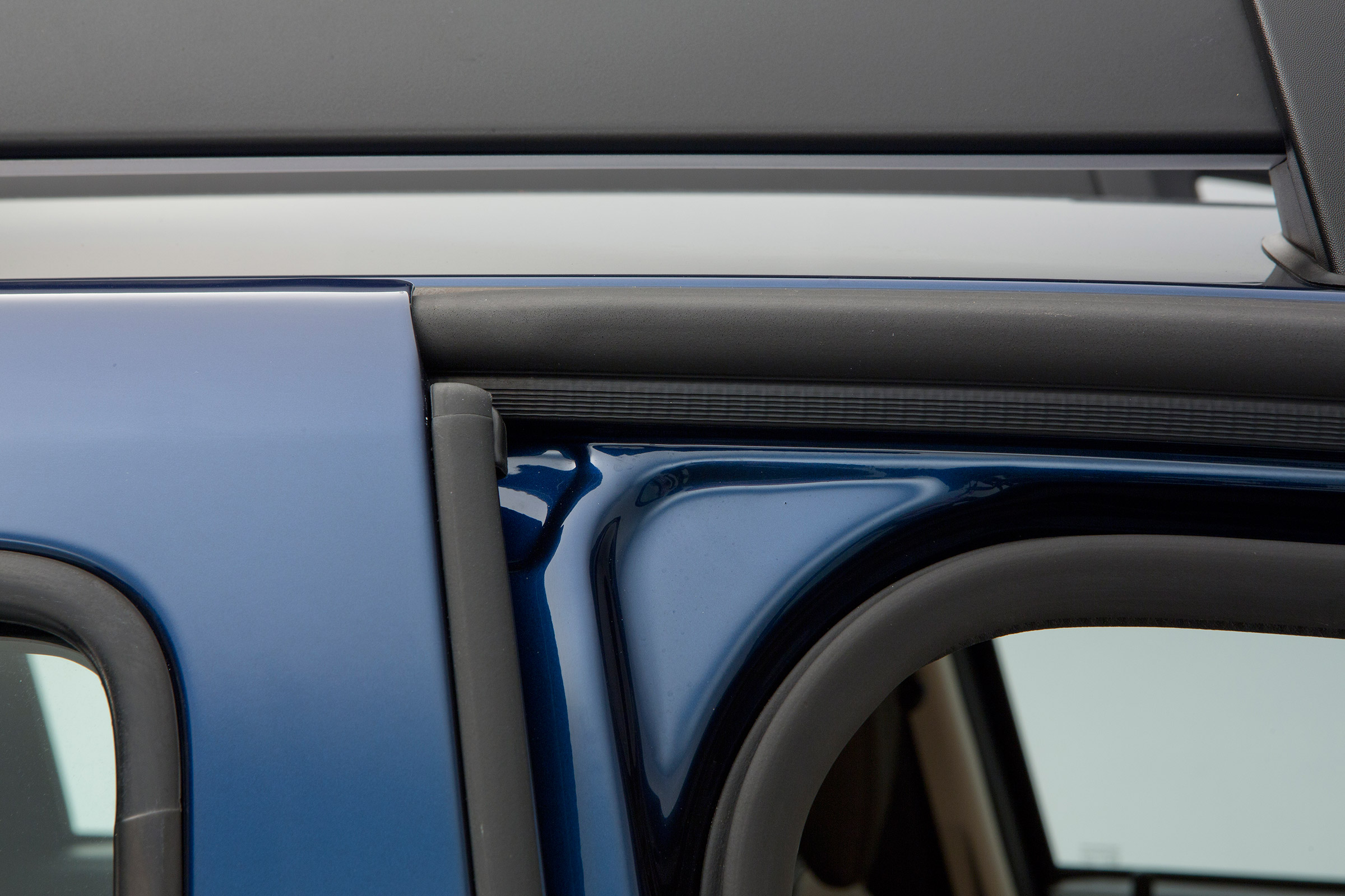 Used Dacia Duster - door seals