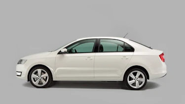 Used Skoda Rapid - side