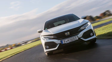 Honda Civic 2016 prototype - front cornering 3