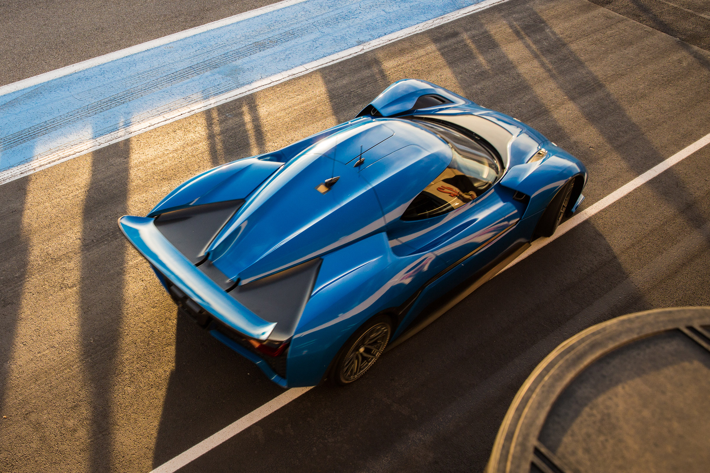 NextEV NIO EP9 electric hypercar - rear action