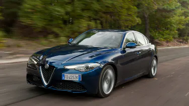 Alfa Romeo Giulia - front