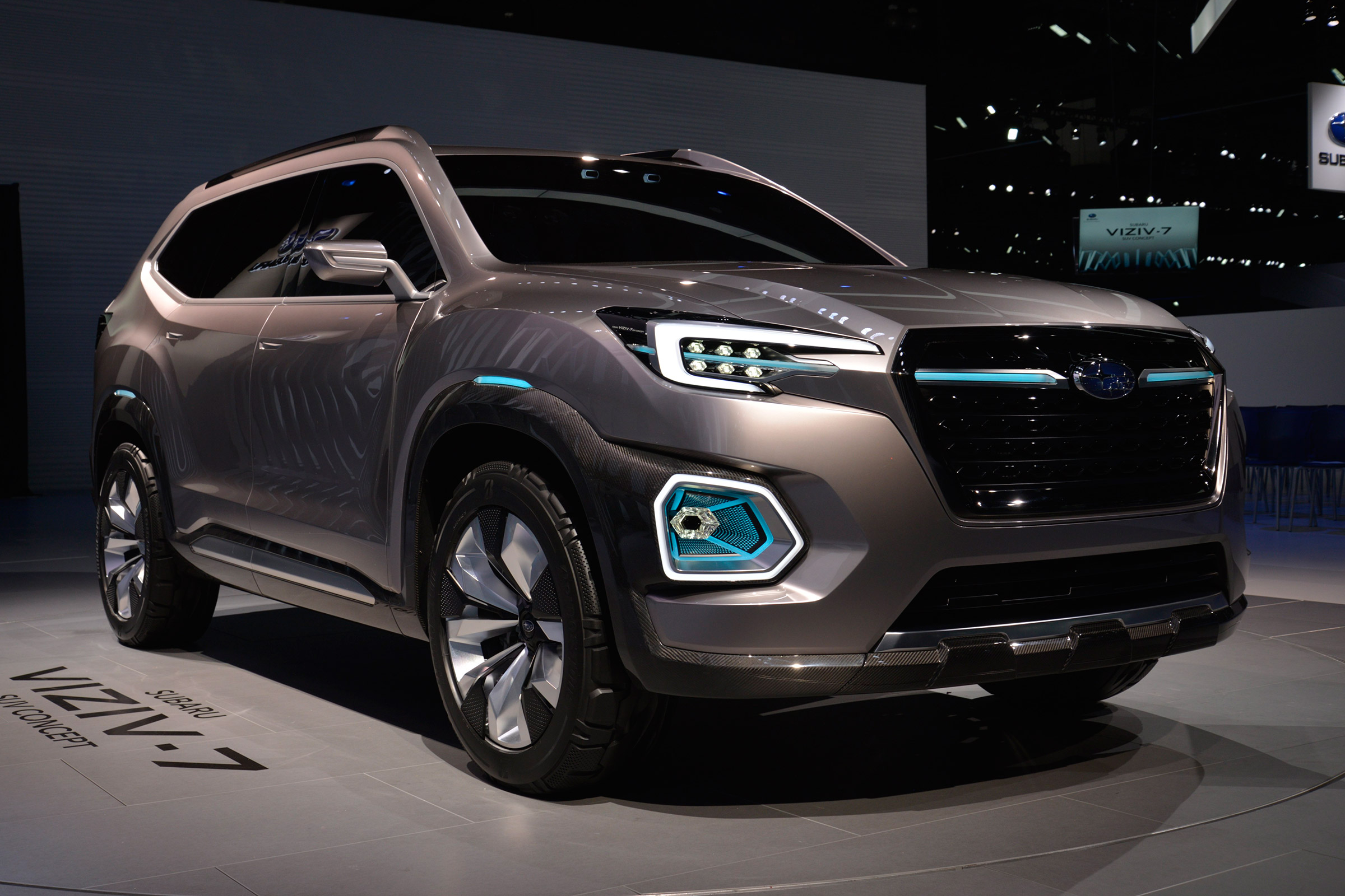 Subaru VIZIV-7 SUV Concept - LA Motor Show front