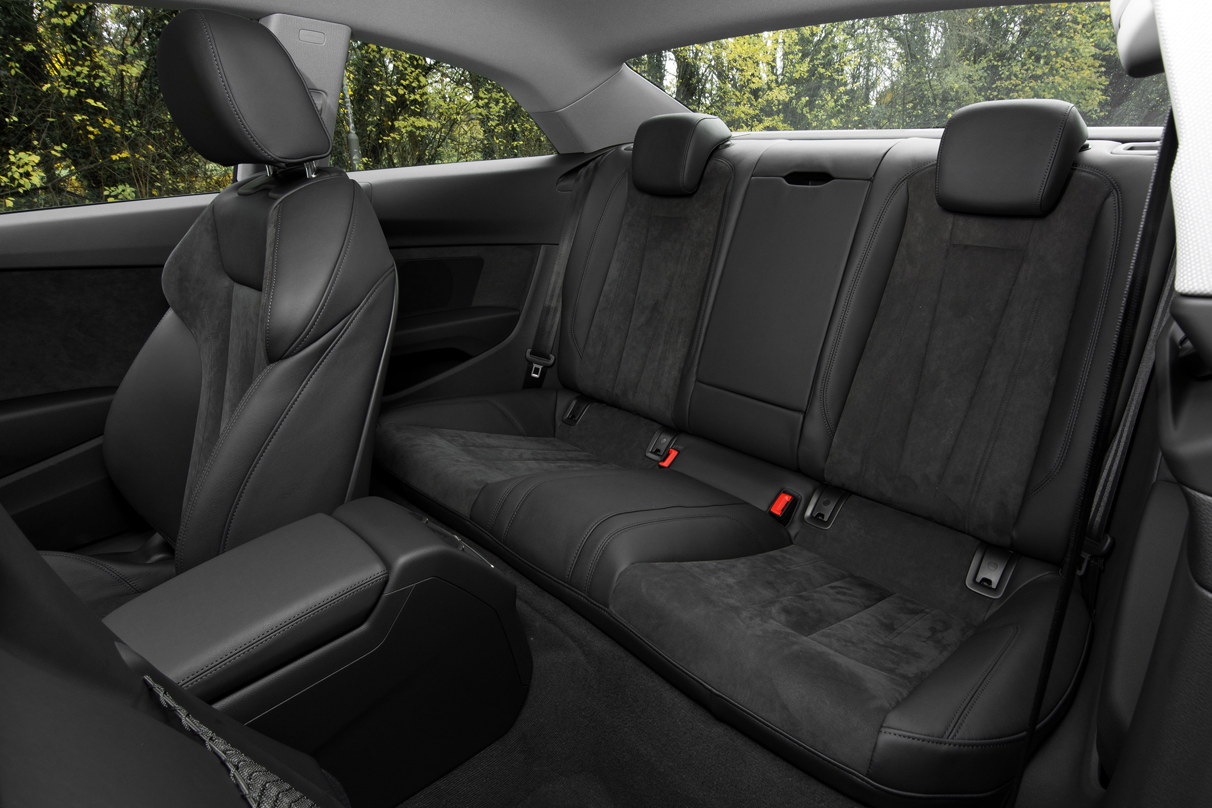 Audi A5 Coupe 2.0 TDI - rear seats