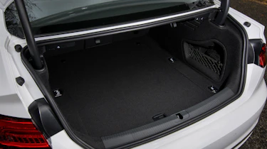 Audi A5 Coupe 2.0 TDI - boot