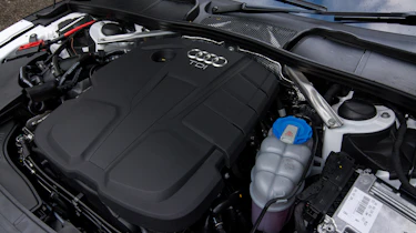 Audi A5 Coupe 2.0 TDI - engine
