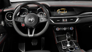 Alfa Romeo Stelvio - dash