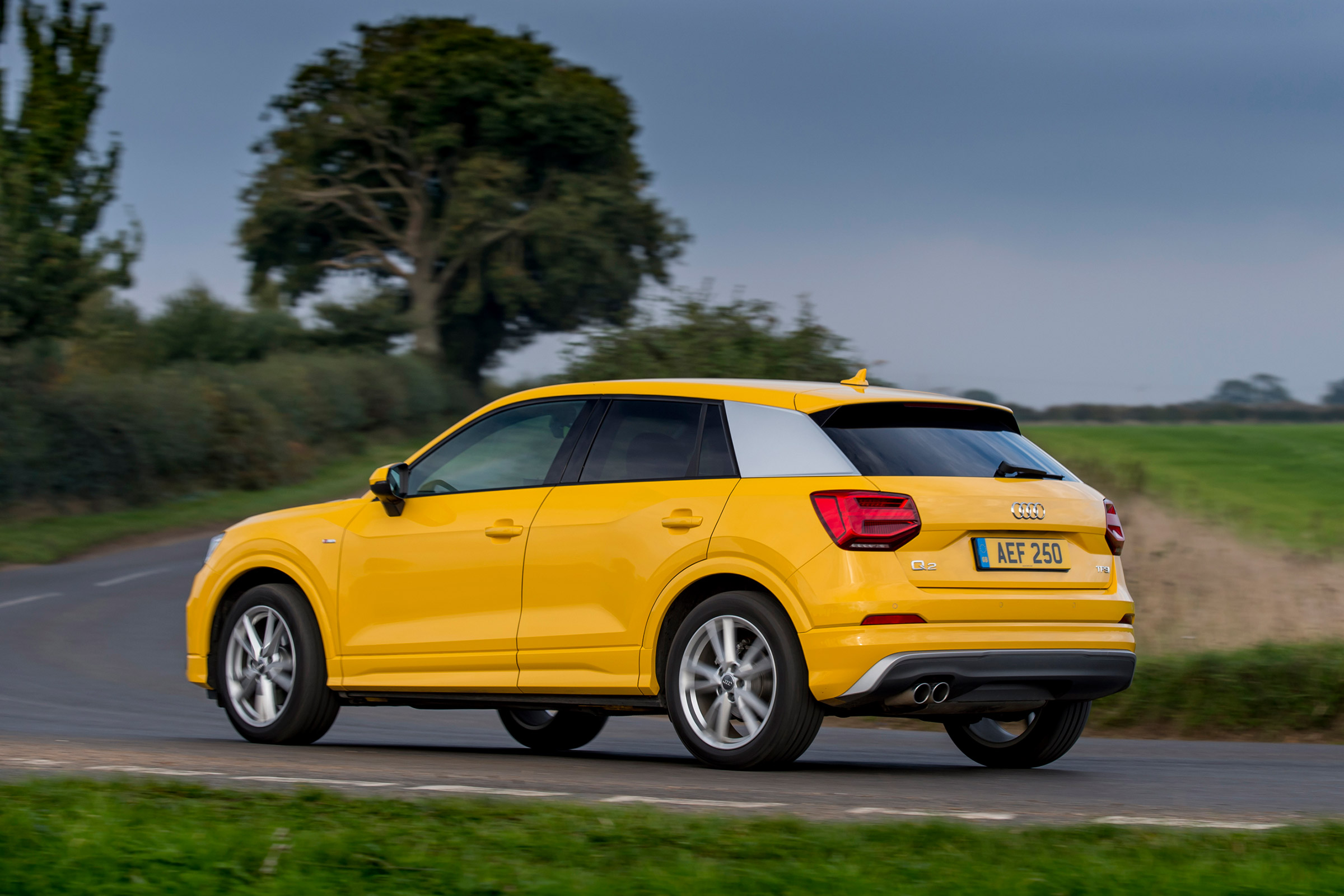 Audi Q2 1.4 TFSI - rear cornering