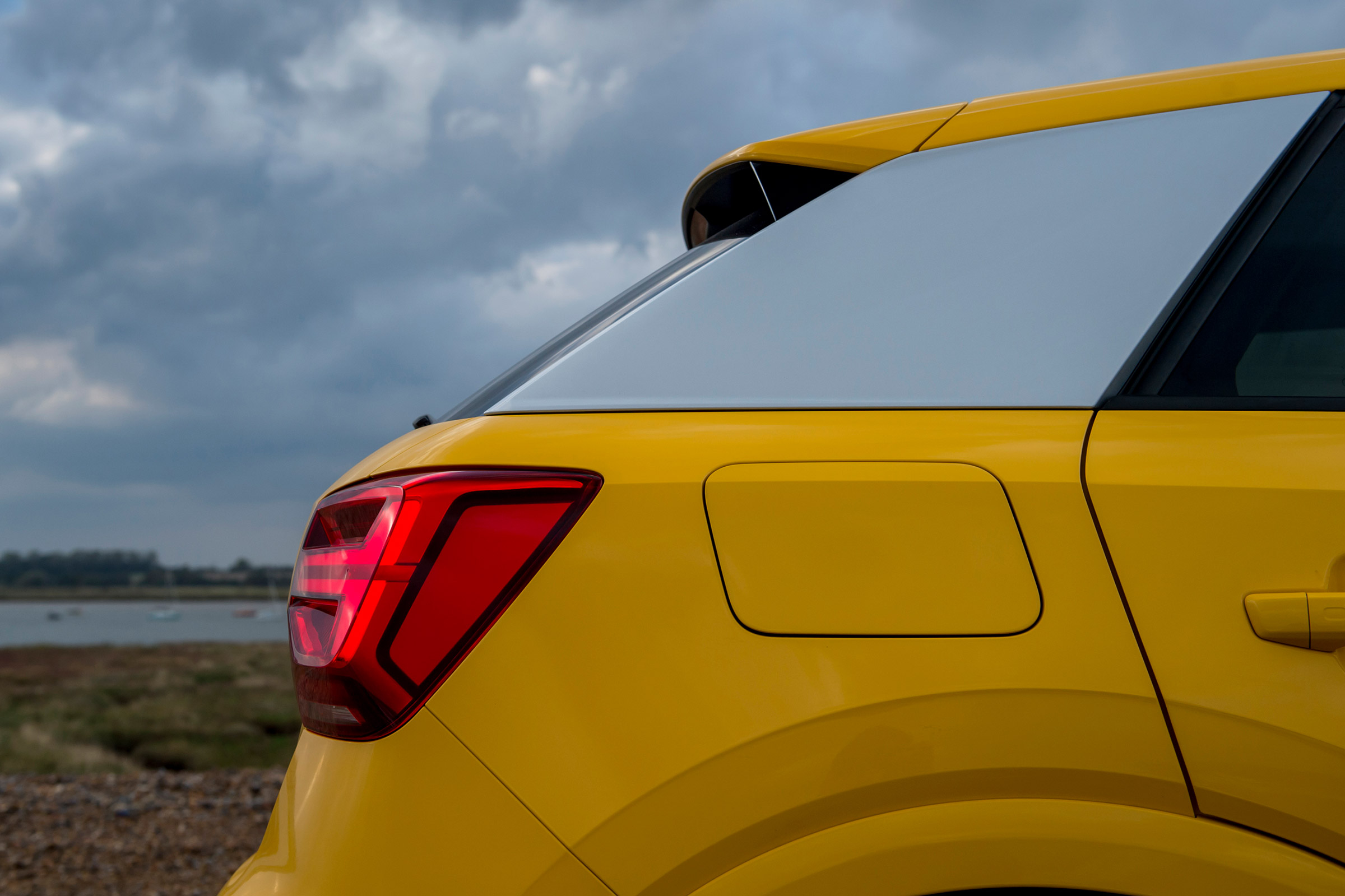 Audi Q2 1.4 TFSI - roofline