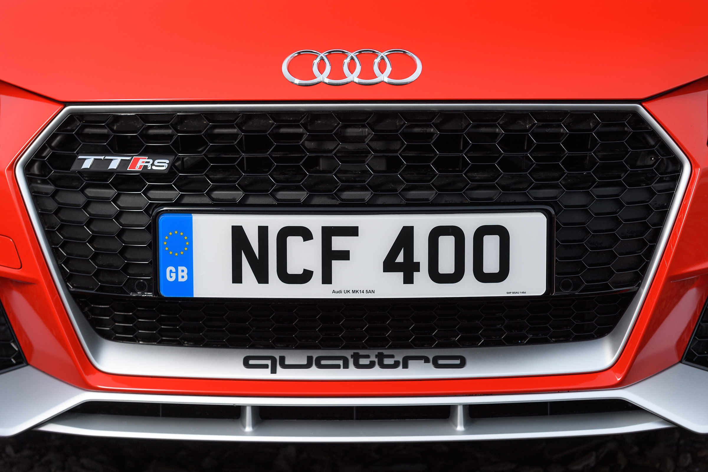 Audi TT RS 2016 - grille
