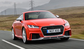 Audi TT RS 2016 - front tracking