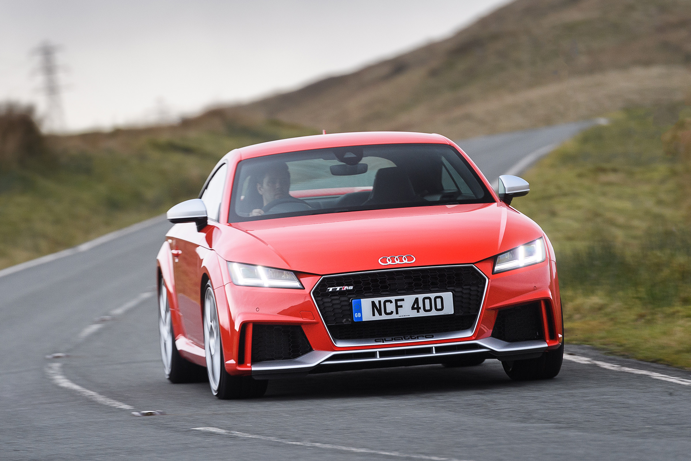 Audi TT RS 2016 - front cornering