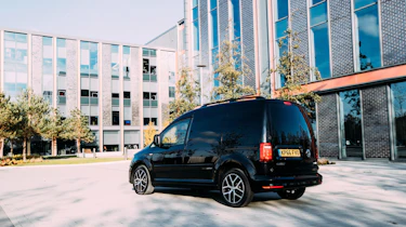 Caddy Black Edition