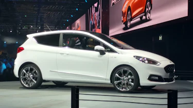 New 2017 Ford Fiesta Vignale - presentation side