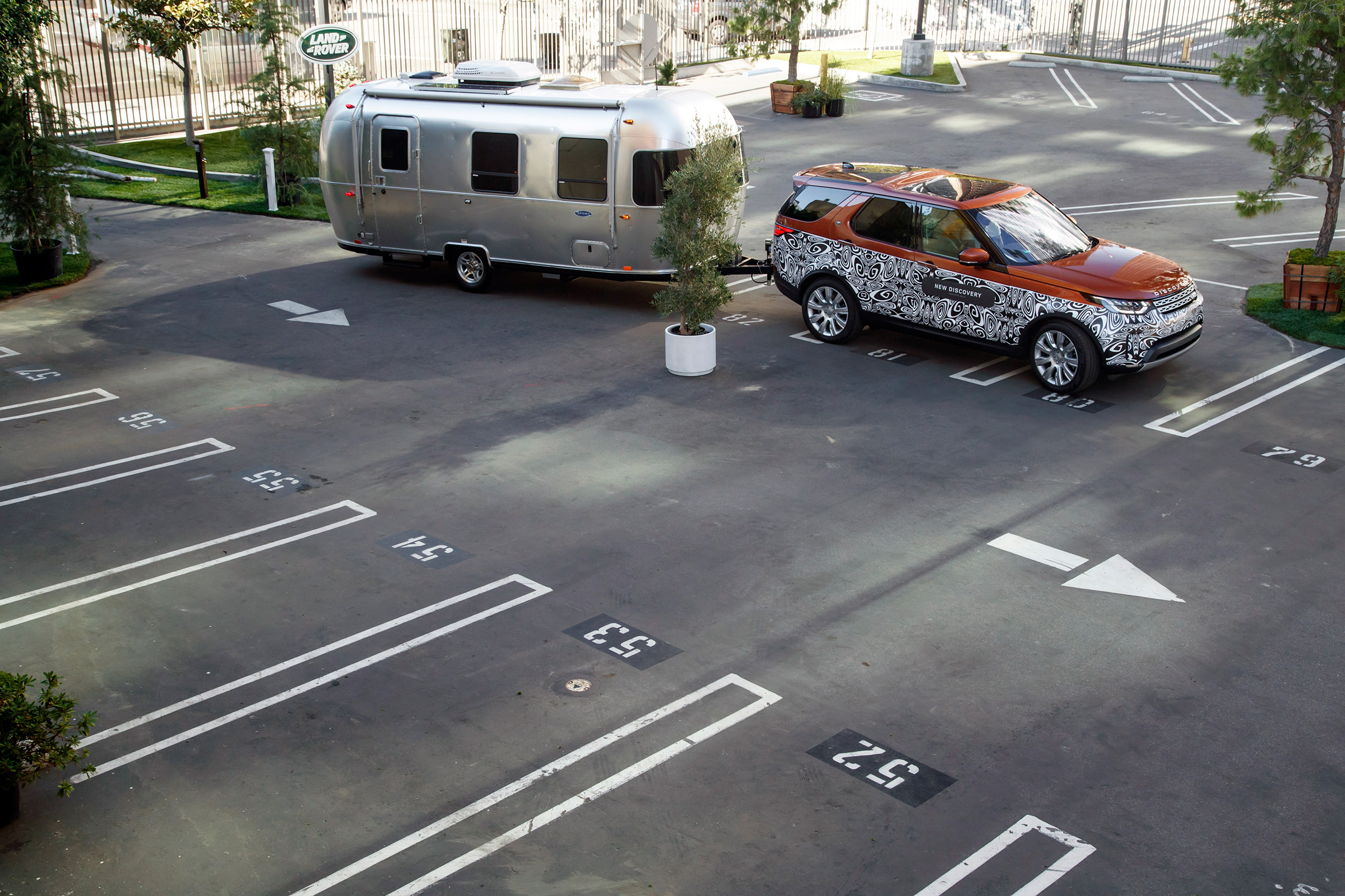 New Discovery towing