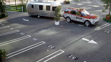 New Discovery towing