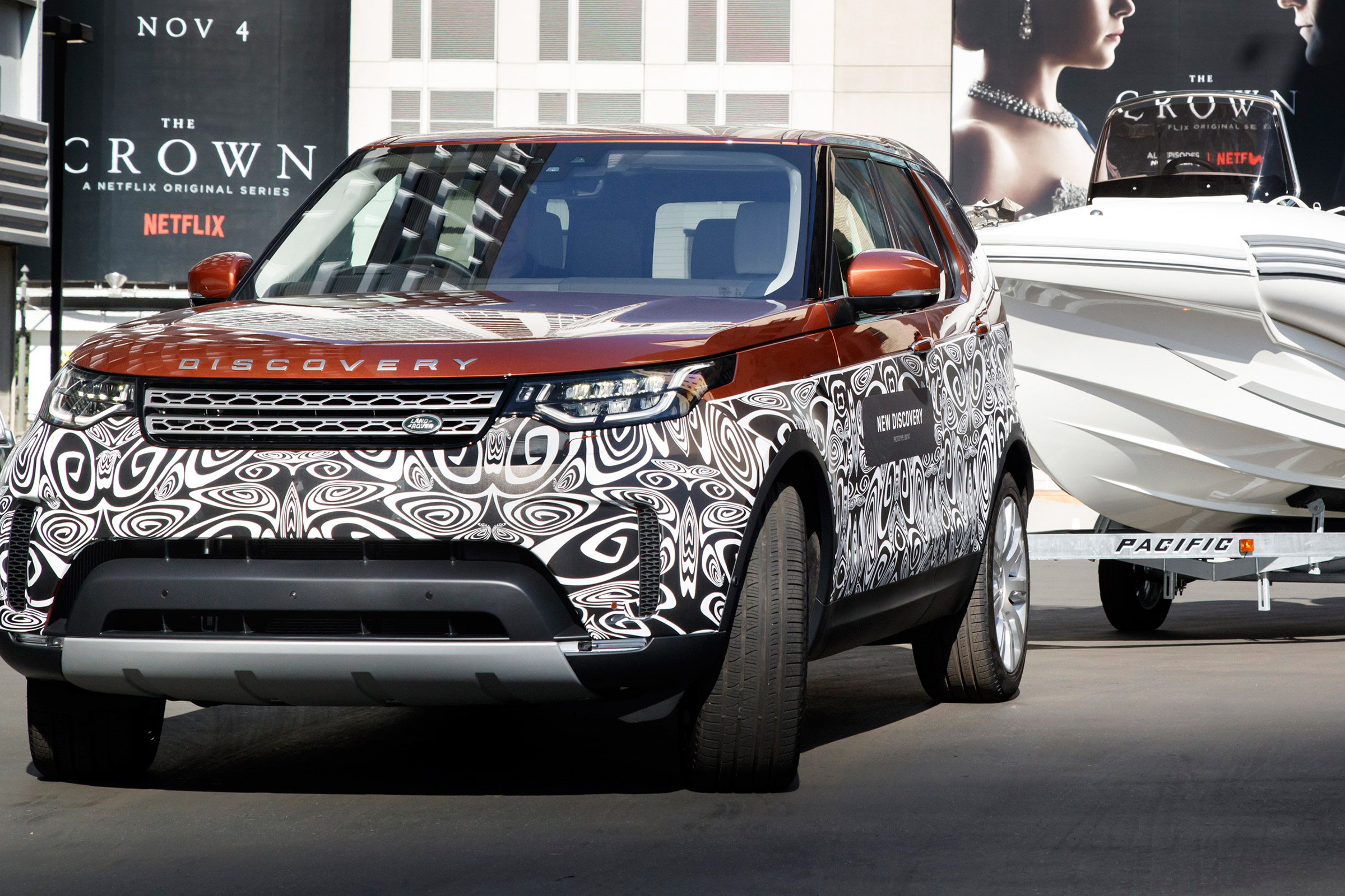 New Discovery towing