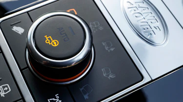 Land Rover Discovery - Advanced Trailer Assist rotary dial