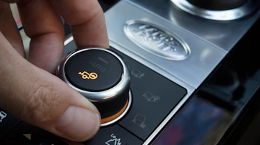 New Discovery Advanced Tow Assist
