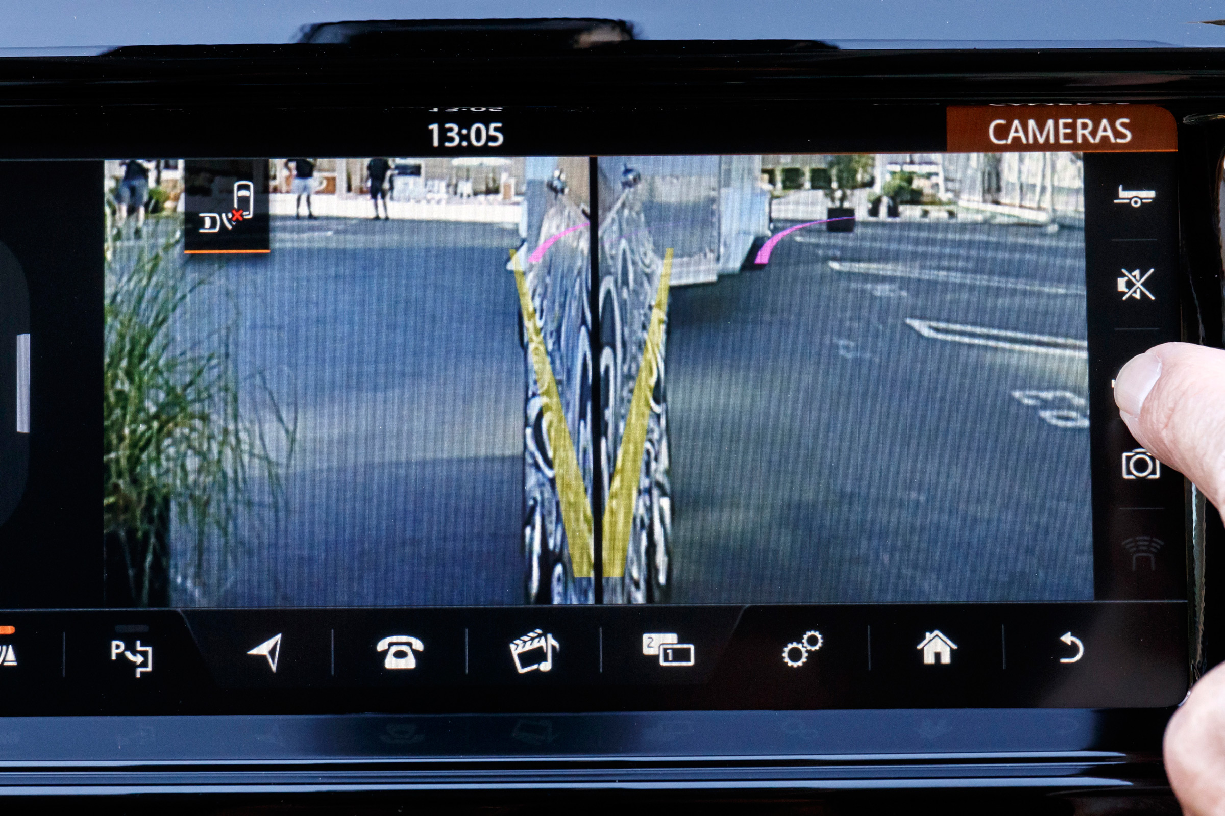 Land Rover Discovery - Advanced Trailer Assist screen