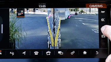 Land Rover Discovery - Advanced Trailer Assist screen