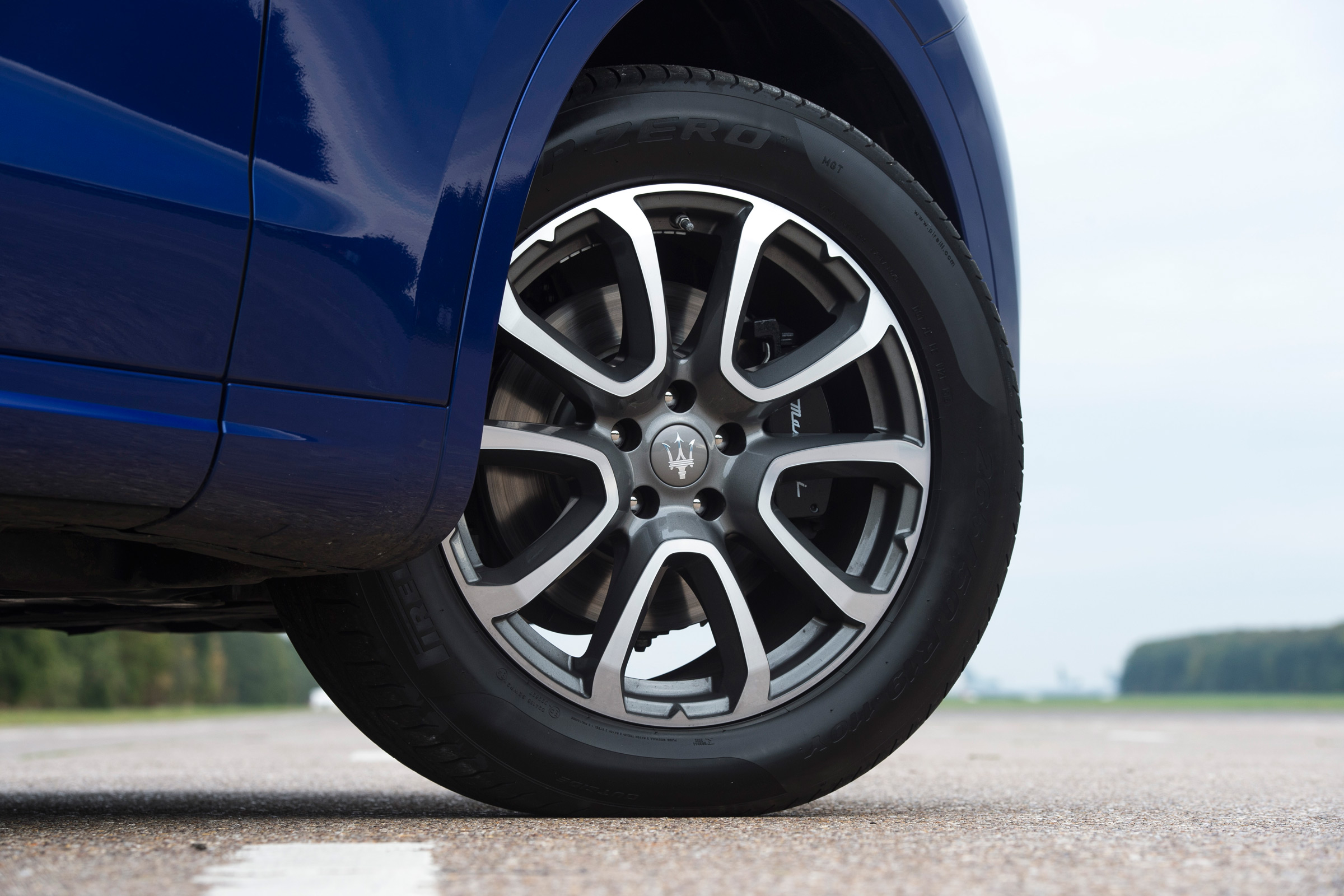 Maserati Levante - wheel