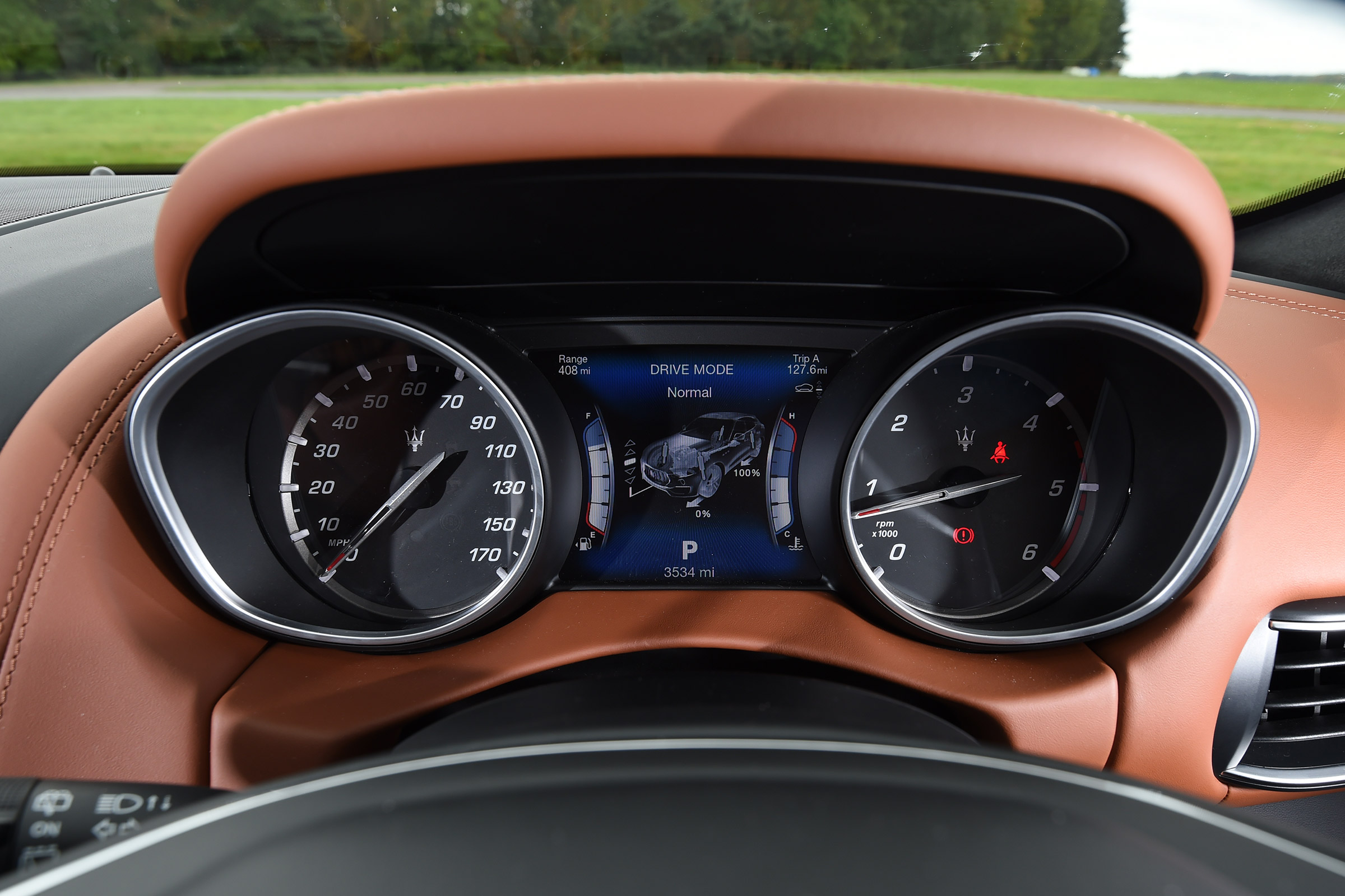 Maserati Levante - dials