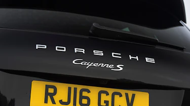 Porsche Cayenne Diesel - rear detail