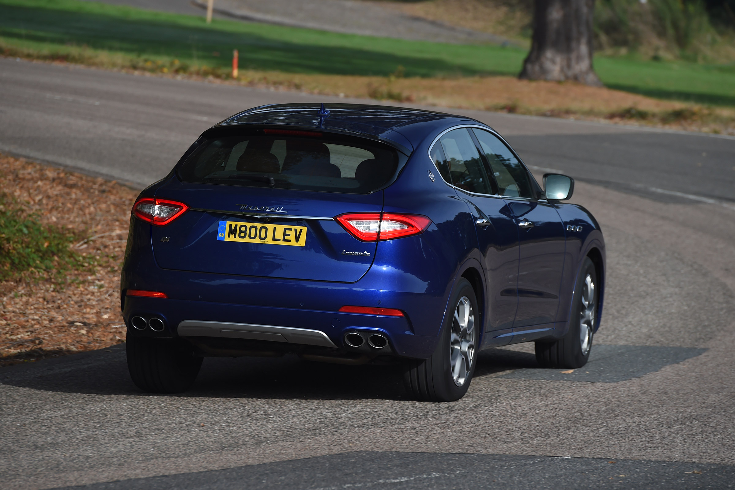 Maserati Levante - rear cornering