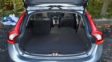 Volvo V60 D5 Twin Engine - boot