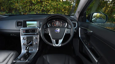 Volvo V60 D5 Twin Engine - interior