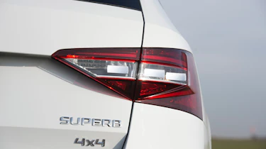 Skoda Superb Sportline Estate - rear light detail