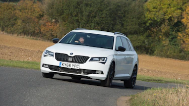 Skoda Superb Sportline Estate - front cornering