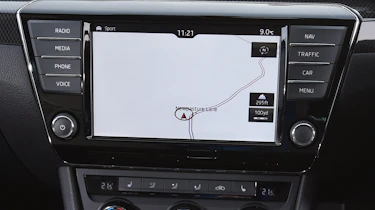 Skoda Superb Sportline Estate - sat-nav