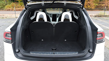 Tesla Model X - boot