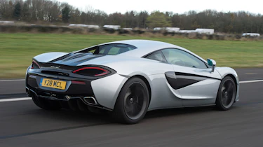 McLaren 540C - rear