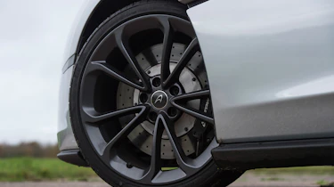 McLaren 540C - wheel detail