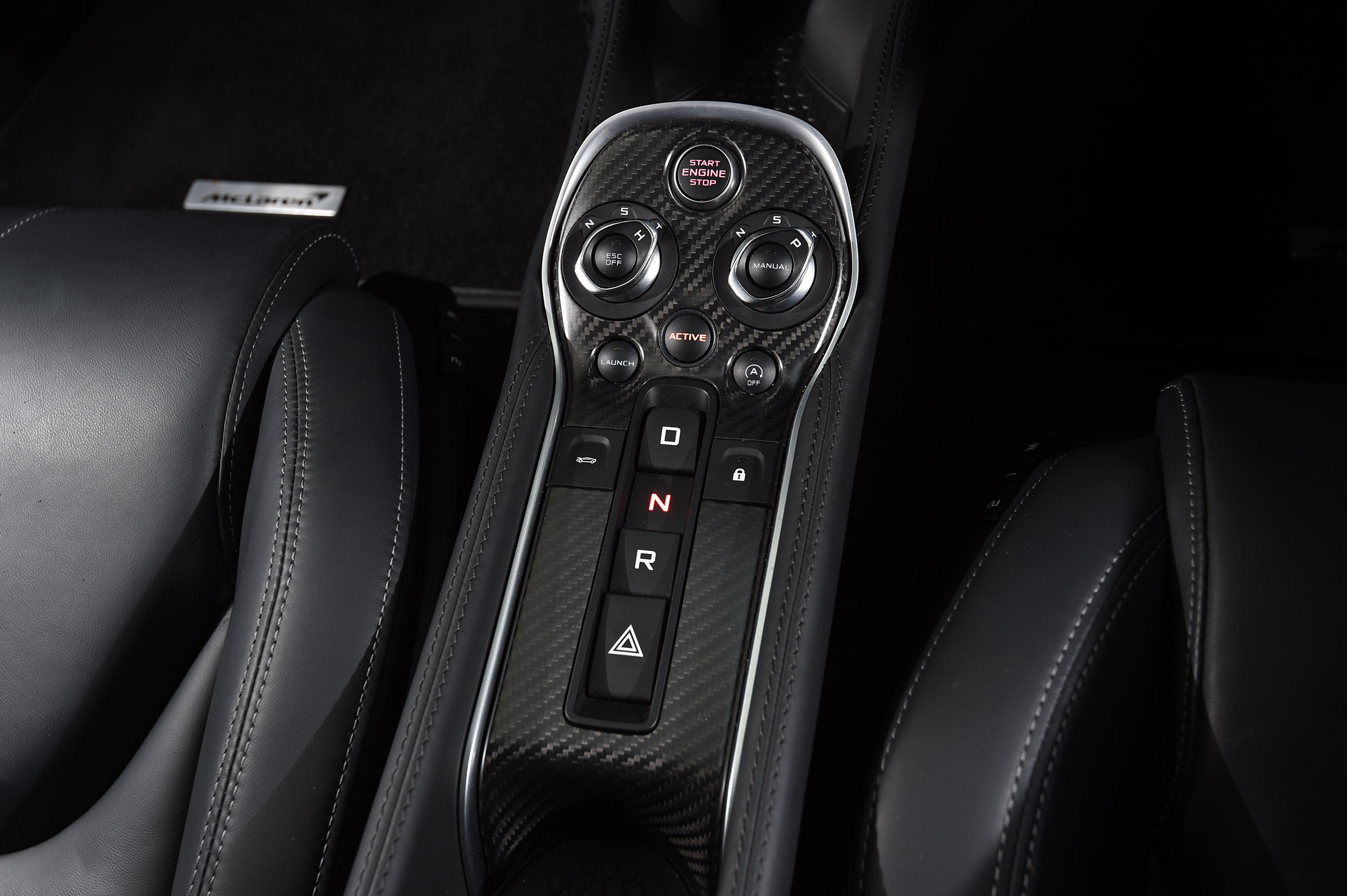 McLaren 540C - centre console