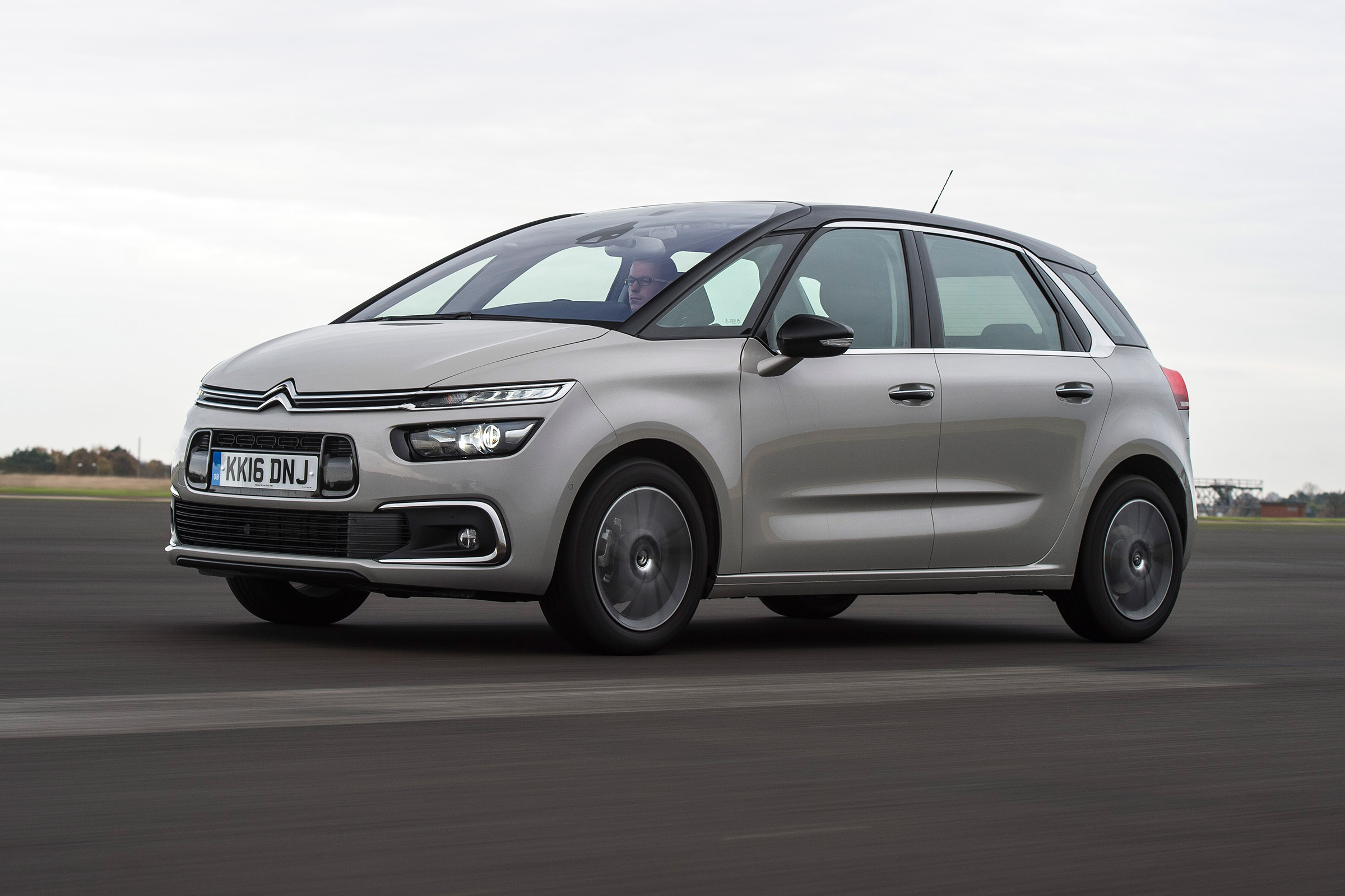 Citroen C4 Picasso - front
