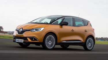 Renault Scenic - front
