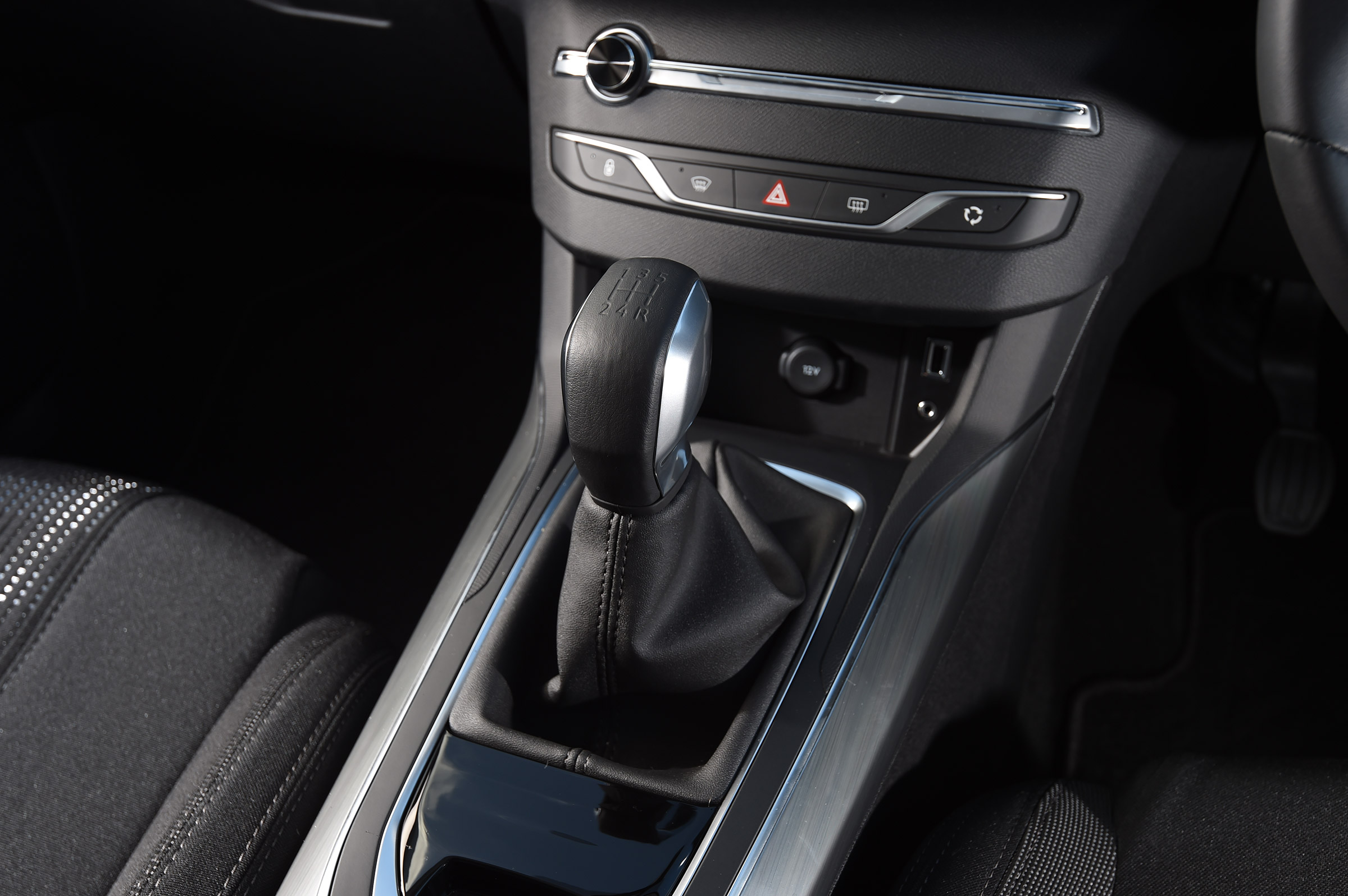 Peugeot 308 - gearstick